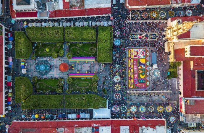 Vive el Encuentro Internacional de Alfombristas en Uriangato