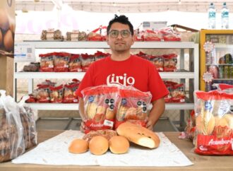 Óscar Vera Mora preserva el pan tradicional de Acámbaro